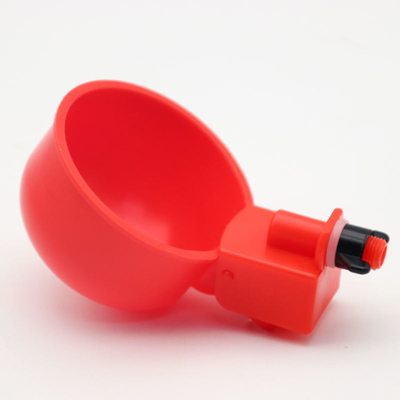 নতুন ডিজাইনের ফার্ম পোল্ট্রি অটোমেটিক প্লাস্টিক কোয়েল চিকেন কাপ ড্রিংকারের দাম চিকেন ড্রিংকার